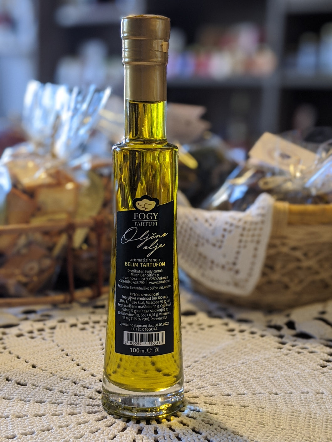 Ekstradeviško oljčno olje aromatizirano z belimi tartufi 250ml, 100ml