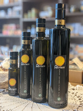 Naložite sliko v pregledovalnik galerije, Ekstra deviško oljčno olje Slovenske Istre 750ml, 500ml, 250ml, 100ml - zaščitena označba porekla