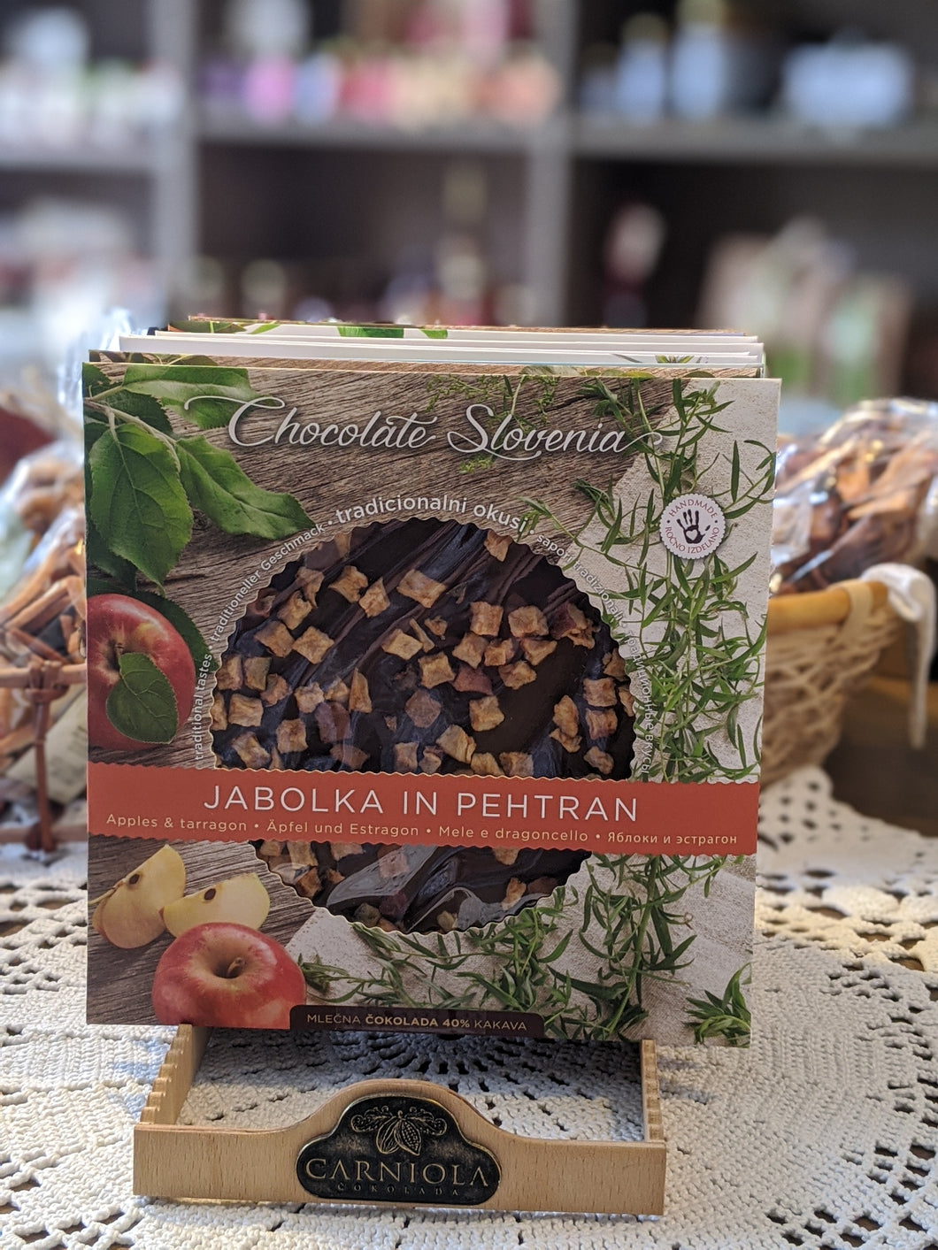 Schokolade Slowenien - mit Apfelscheiben und Estragon 135 g