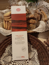 Naložite sliko v pregledovalnik galerije, Temna čokolada s karamelo in solnim cvetom 100g
