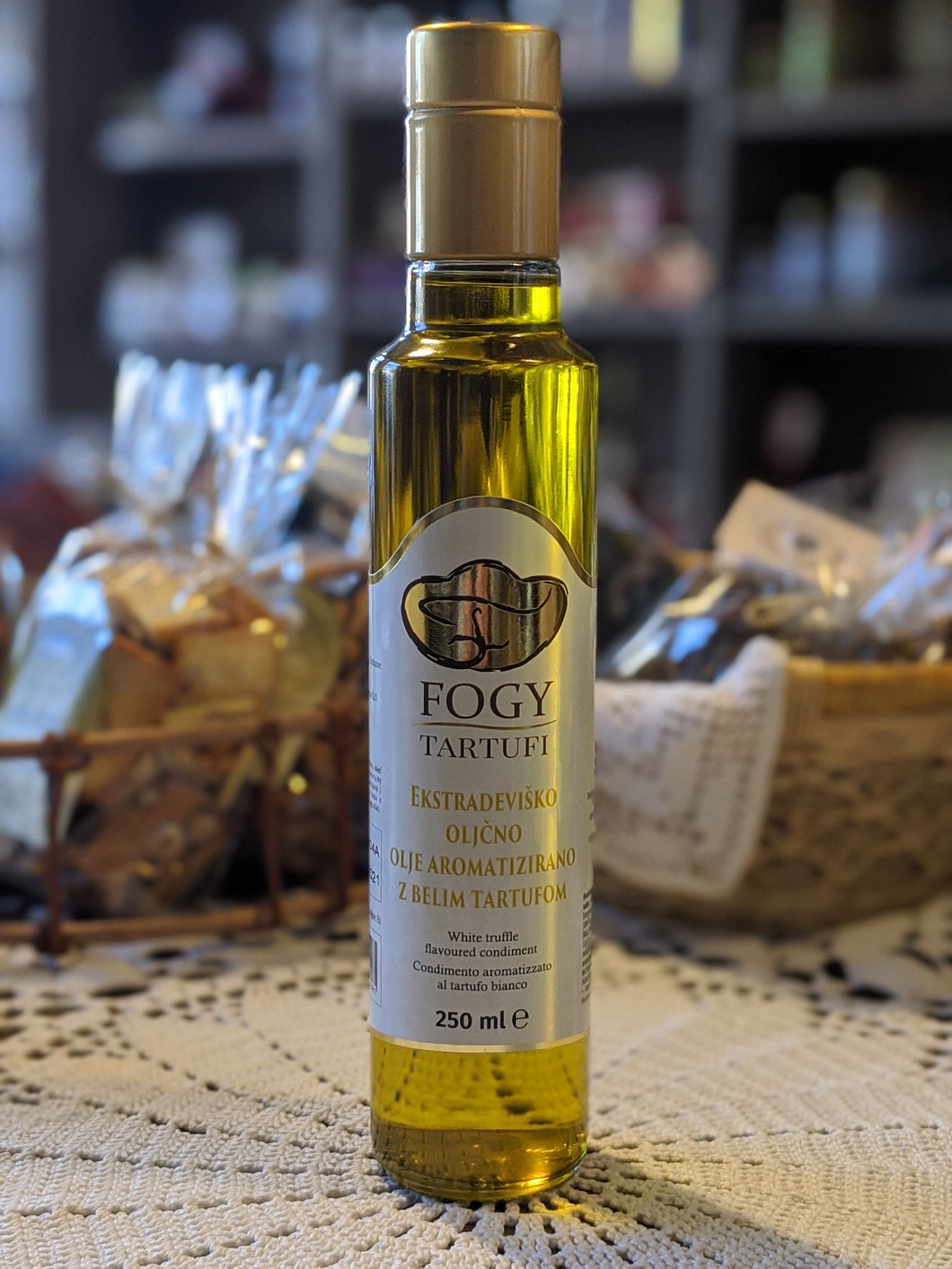 Ekstradeviško oljčno olje aromatizirano z belimi tartufi 250ml, 100ml